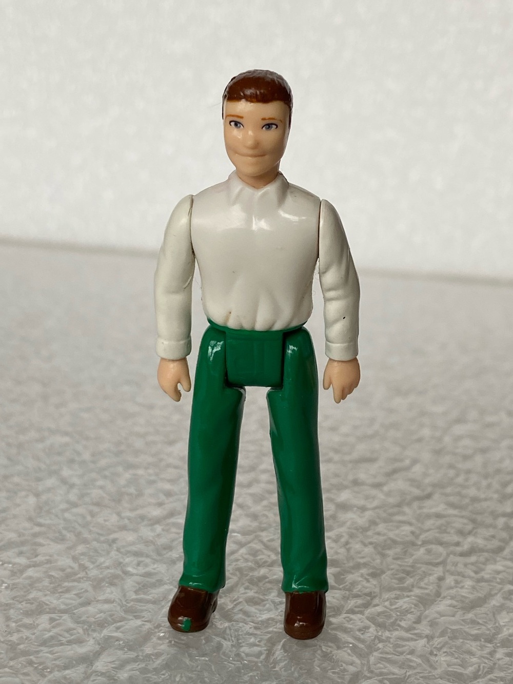 Fisher Price Sweet Streets Dollhouse Dad Man Father In Green Pants Brown Hair